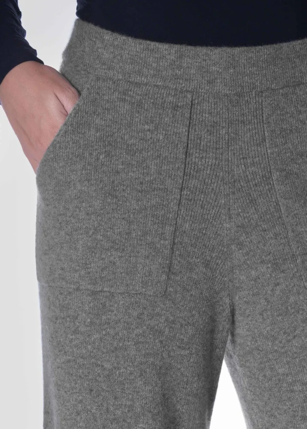 MALO Pants & Skirts<Trousers in a virgin wool blend Grey